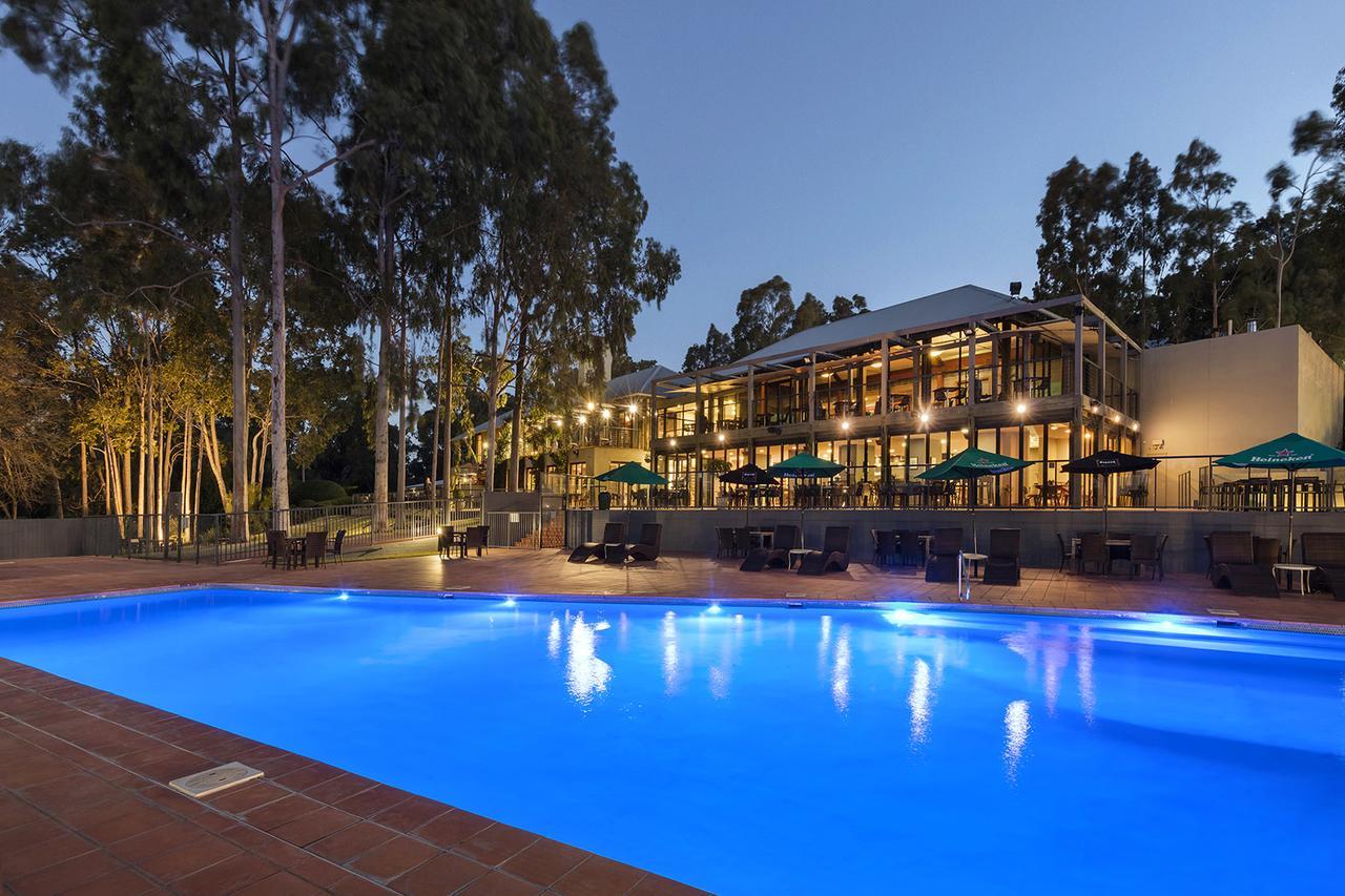 Oaks Cypress Lakes Resort Поколбин Екстериор снимка